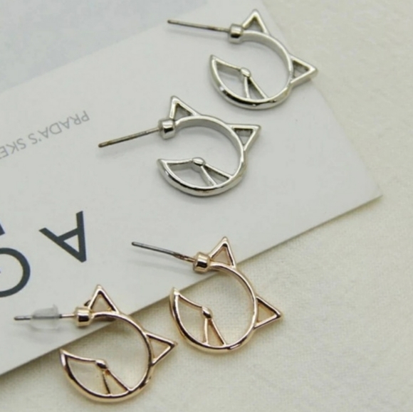 Bellefemme Boutique Jewelry - LAST Silver Cat Earrings Kittykat Hoops NWT NEW